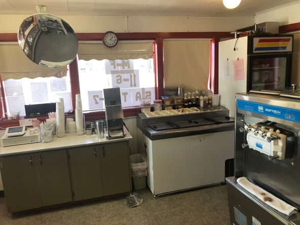 319 S Park St, Genoa, NE 68640